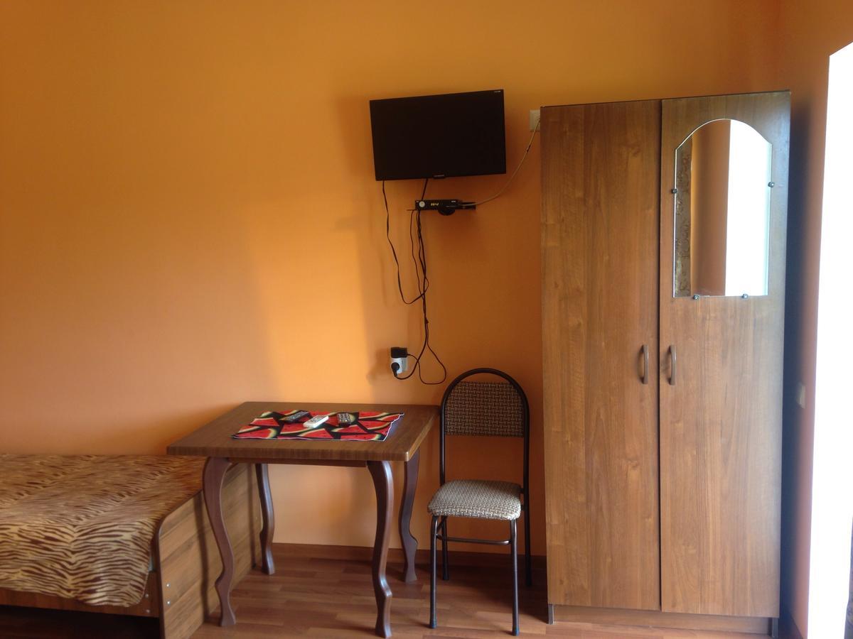 Изабелла Otel Pitsunda Dış mekan fotoğraf